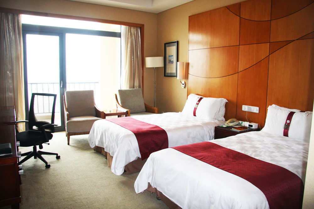 Holiday Inn Sea View Čchin-chuang-tao Exteriér fotografie