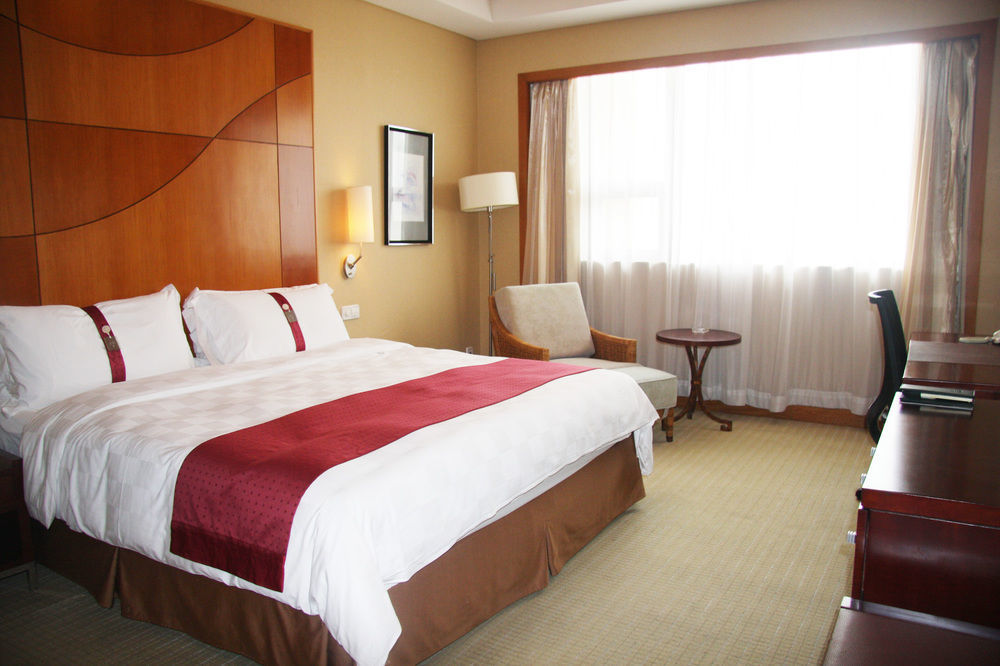 Holiday Inn Sea View Čchin-chuang-tao Exteriér fotografie